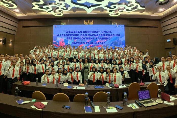 Pertamina rekrut 1.552 generasi muda melalui pelatihan PET untuk memperkuat ketahanan energi nasional.