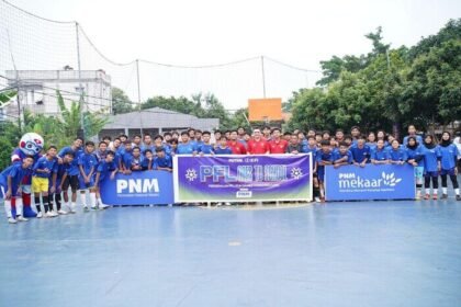 PNM hadir di SMK PGRI 109 Tangerang, kombinasikan coaching futsal dan pembekalan karier bagi generasi Gen Z.