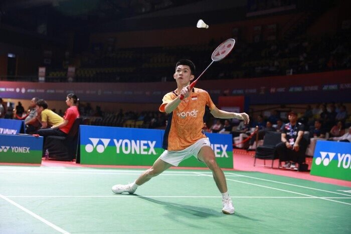 Duel panas Indonesia vs China di semifinal Kejuaraan Dunia Junior 2025, dua tunggal putra Indonesia siap tampil habis-habisan demi tiket final.