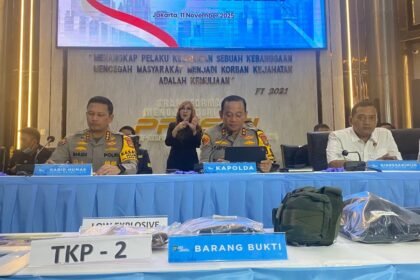 Gerak-gerik Siswa Pelaku Ledakan di SMAN 72 Terekam CCTV, Sejak Datang Hingga Bom Meledak