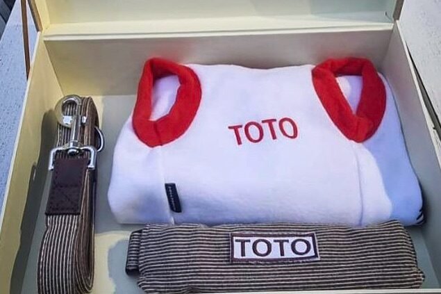 Gemash! Presiden Prabowo Beri Hadiah Baju dan Tali untuk Toto, Anjing Kesayangan PM Australia