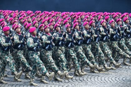 HUT ke-80 Korps Marinir, Defile Militer dan Demonstrasi Amfibi Memukau