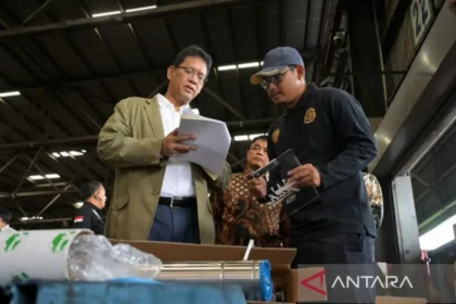 Menkeu Purbaya Temukan Barang Mewah Rp100 Ribu Padahal Harga Asli Rp50 Juta