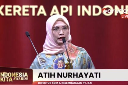 PT KAI Raih Penghargaan Outstanding National Transportation Provider di Indonesia Kita Awards