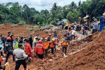 BNPB Gerak Cepat Tangani Longsor Cilacap, Kepala BNPB Terbang ke Lokasi atas Arahan Presiden