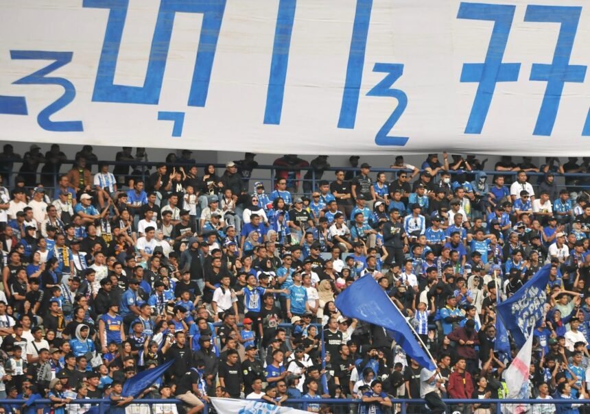 Maung Bandung Taklukkan Serdadu Tridatu Meski Tanpa Bobotoh