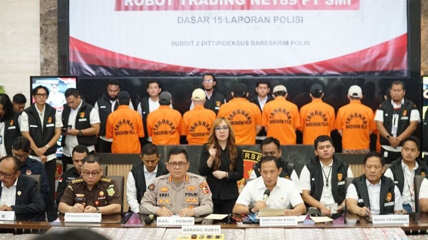 Polri Gandeng Interpol Buru Dua WNA Buron Kasus Pinjol Ilegal