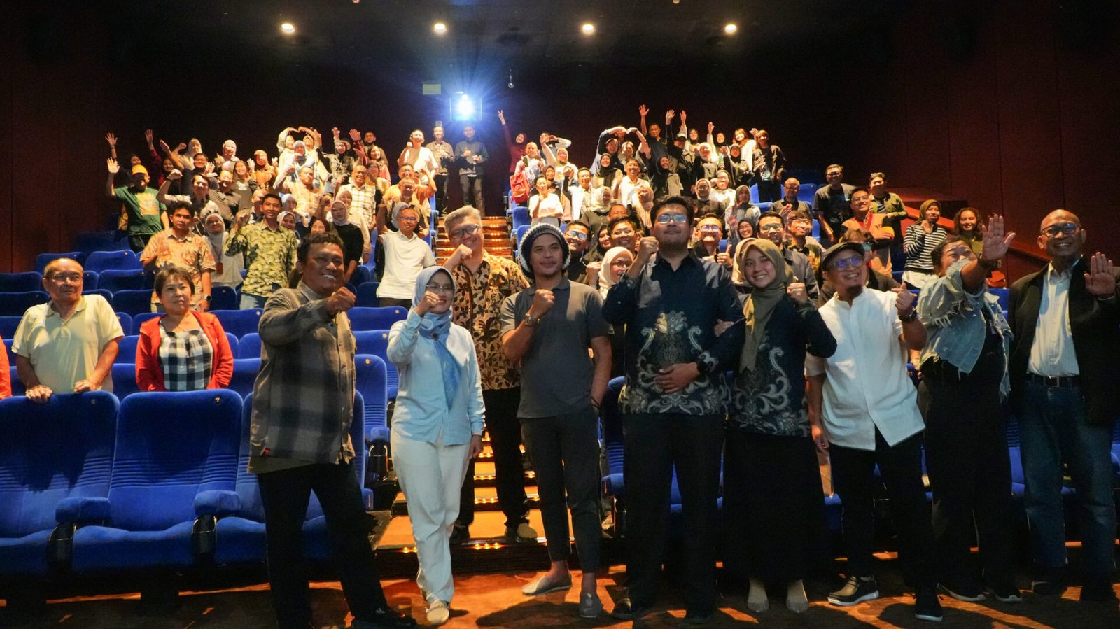 PT Phapros Tbk dan PT Produksi Film Negara Selenggarakan Nonton Bareng "Menuju Pelaminan", Ikatan Alumni ITB Turut Meramaikan Acara (Dok. Istimewa)