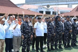 TNI AL Kerahkan 5 Kapal Perang dan Rumah Sakit Apung, Salurkan Bantuan ke Aceh, Sumut, dan Sumbar