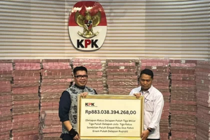 Penampakan Uang Korupsi Taspen, Negara Rugi Rp883 M Setara Gaji 400 Ribu ASN