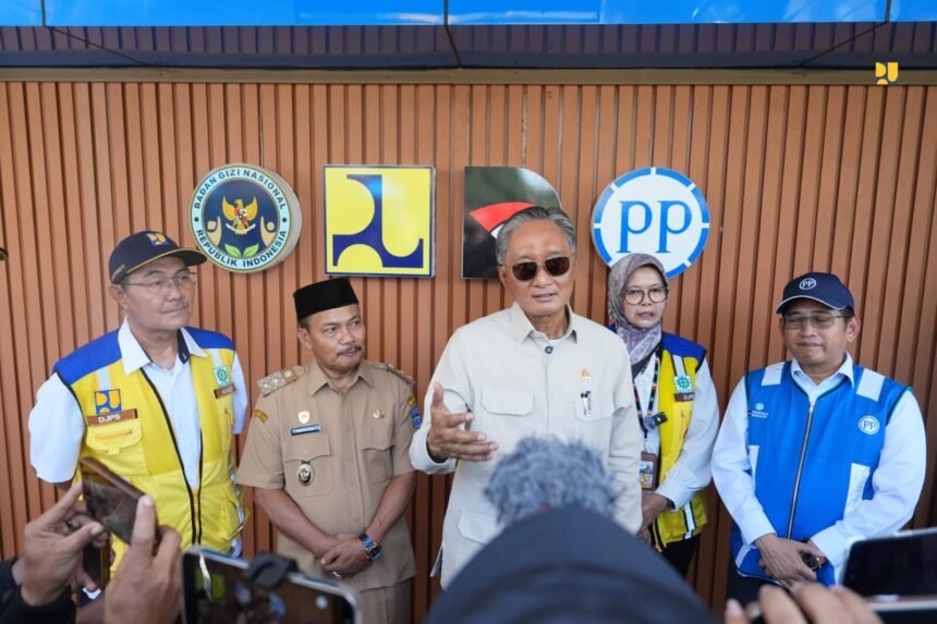 Menteri PU Tinjau Dapur MBG Banjar Jadi Standar Nasional