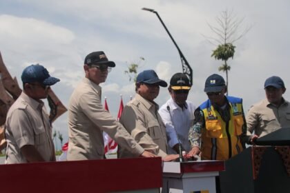 Presiden Prabowo resmikan Jembatan Kabanaran di Bantul, Yogyakarta, Rabu (19/11/2025) (Dok. Tiim Media Presiden Prabowo)