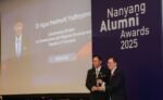 Menko AHY Raih Penghargaan Tertinggi Alumni NTU Singapura