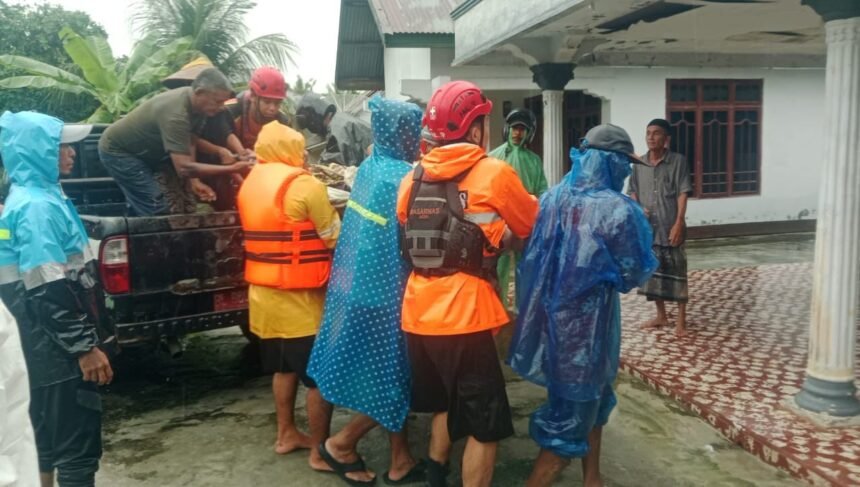 99 Jiwa Diselamatkan, 2 Warga Meninggal : Bireuen Darurat Banjir