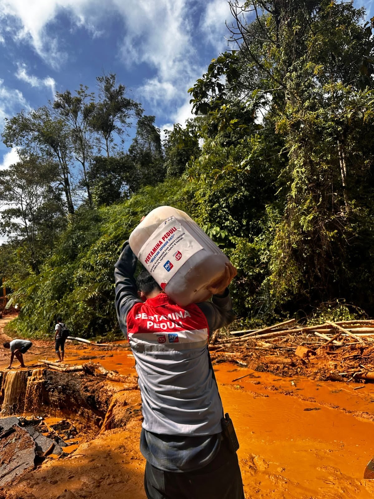 Pertamina Patra Niaga All Out Pulihkan Distribusi Energi, Pastikan Dukungan Penanggulangan Bencana di Sumatra (Dok. Istimewa)