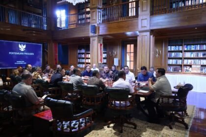 Rapat Hari Minggu, Prabowo Atensi Penertiban Kawasan Hutan dan Pertambanga