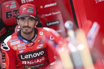 Drama Kualifikasi MotoGP Valencia: Bezzecchi Raih Pole, Bagnaia Terpuruk ke P16