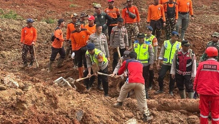 Hari Ketiga Pencarian Longsor Cilacap : 11 Korban Ditemukan Tewas, 12 Masih Hilang