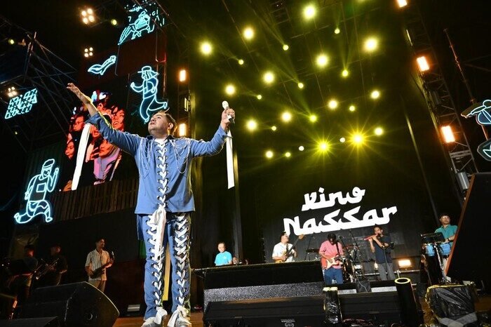 Para musisi ramaikan Pertamina Eco RunFest 2025 sambil menyuarakan pesan peduli lingkungan.