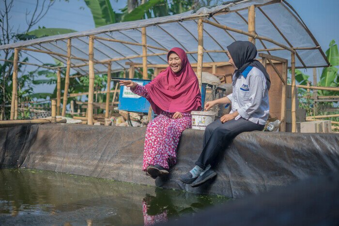 Bukan Sarjana, tapi Pemberdaya: Puluhan Ribu Lulusan SMA/SMK Jadi Penggerak Ekonomi 'Wong Cilik' Lewat PNM 3 Bukan Sarjana, tapi Pemberdaya: Puluhan Ribu Lulusan SMA/SMK Jadi Penggerak Ekonomi 'Wong Cilik' Lewat PNM