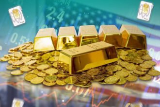 Harga emas Antam kembali terkoreksi di akhir pekan setelah sebelumnya stabil di pasar domestik.