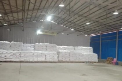 Mendag Budi Santoso tanggapi temuan impor beras ilegal.