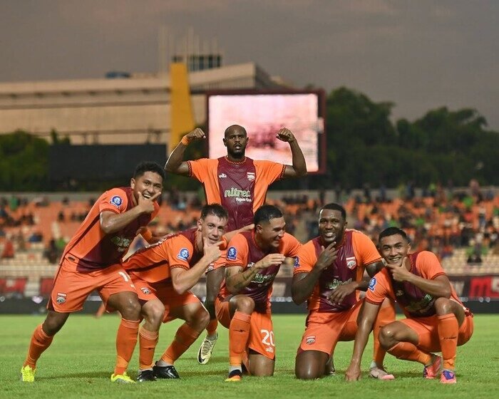 Klasemen BRI Super League 2025/2026: Borneo FC Pertahankan Masih Sempurna di Puncak 1 Borneo FC tampil sempurna di BRI Super League 2025/2026, sapu bersih sembilan laga tanpa cela dan kukuh di puncak klasemen.