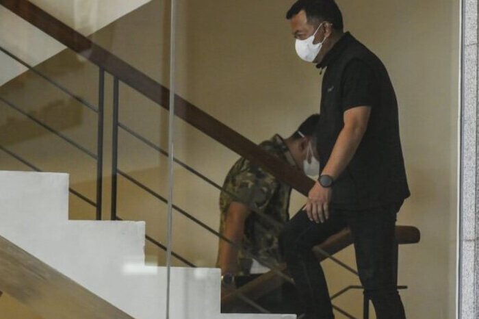 Bupati Ponorogo Sugiri Sancoko tiba di KPK setelah terjaring OTT terkait dugaan suap mutasi jabatan di lingkungan Pemkab Ponorogo.