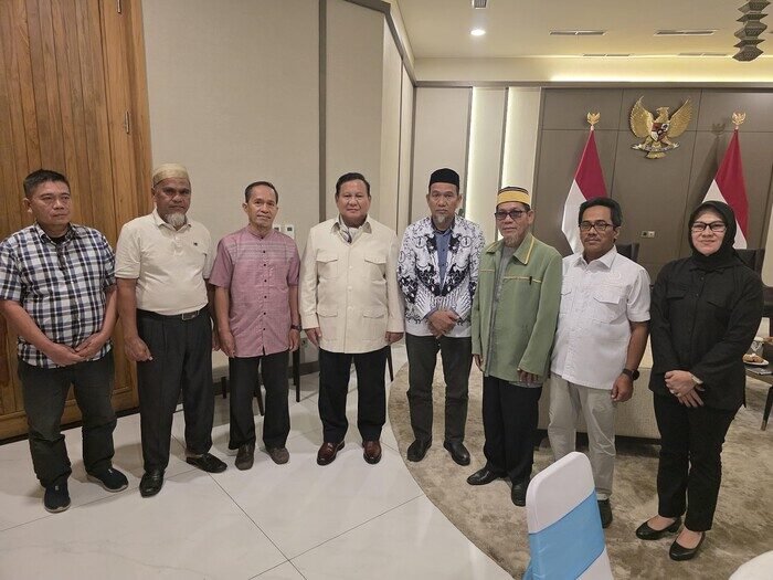 DPR RI menyampaikan apresiasi atas keputusan Presiden Prabowo Subianto yang merehabilitasi dua guru di Luwu Utara. Kebijakan ini dinilai sebagai wujud nyata keberpihakan pemerintah terhadap tenaga pendidik dan keadilan sosial.