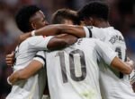 Mbappé dan Bellingham tampil gemilang saat Real Madrid berpesta gol 4-0 atas Valencia di Santiago Bernabéu.