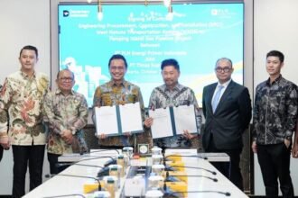 PLN EPI dan Timas Suplindo resmi teken kontrak pembangunan pipa gas WNTS–Pemping, memperkuat ketahanan energi nasional dari Natuna hingga Batam.