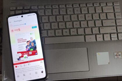 Perhumas dan Dompet Dhuafa saat konferensi daring membahas literasi digital dan perlindungan anak dari dampak negatif media sosial.