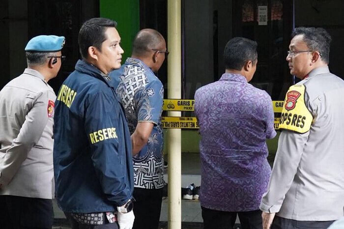 Polisi masih menyelidiki ledakan di SMAN 72 Jakarta Utara yang diduga dilakukan siswa berusia 17 tahun dengan latar belakang korban bully dan penyuka video gore.
