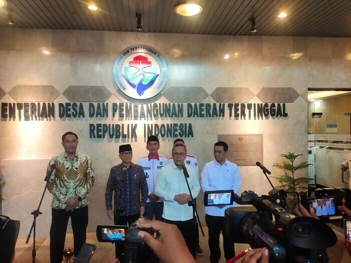 Menko Pangan Zulkifli Hasan memuji kebijakan Makan Bergizi Gratis (MBG) sebagai terobosan penting bagi masa depan SDM Indonesia.