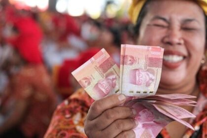 November Berkah : Empat Bansos Tunai Mulai Cair Bertahap