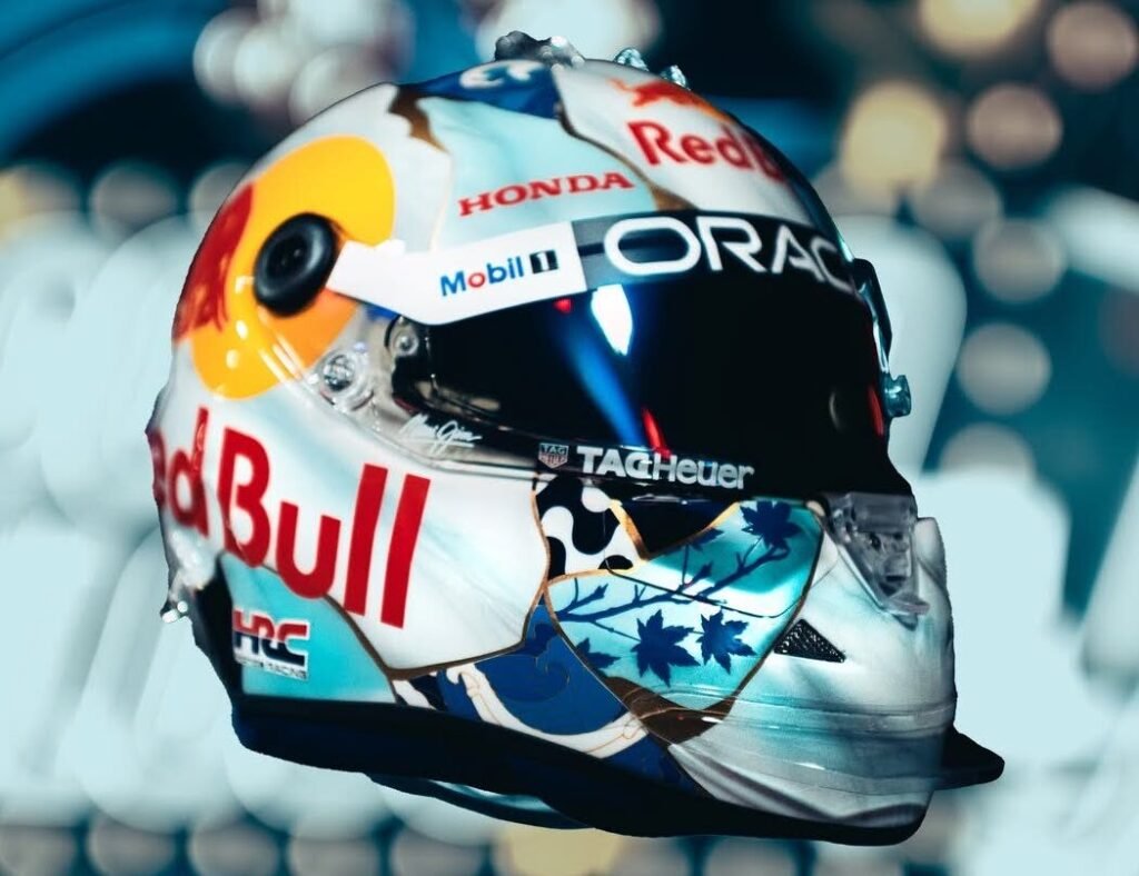 Parade Helm Spektakuler di F1 GP Las Vegas : Dari Glitter Hingga Chrome Party 8 Parade Helm Spektakuler di F1 GP Las Vegas : Dari Glitter Hingga Chrome Party