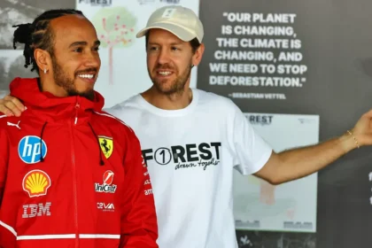 Nasihat Emas Vettel untuk Hamilton di Ferrari: “Bukan Mobil, Tapi Belajarlah Bahasa Italia!”