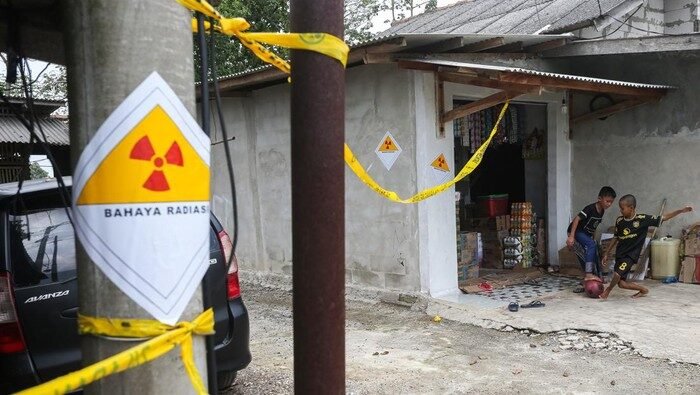 Bom Waktu di Sepatu : 5 Fakta Mengejutkan Radiasi Radioaktif di Nike-Adidas Cikande