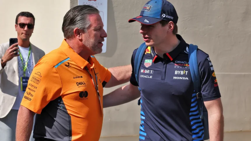 Zak Brown Serang Red Bull: "Semua Takut Max, Tim Itu Kerajaan Kecil Milik Verstappen"