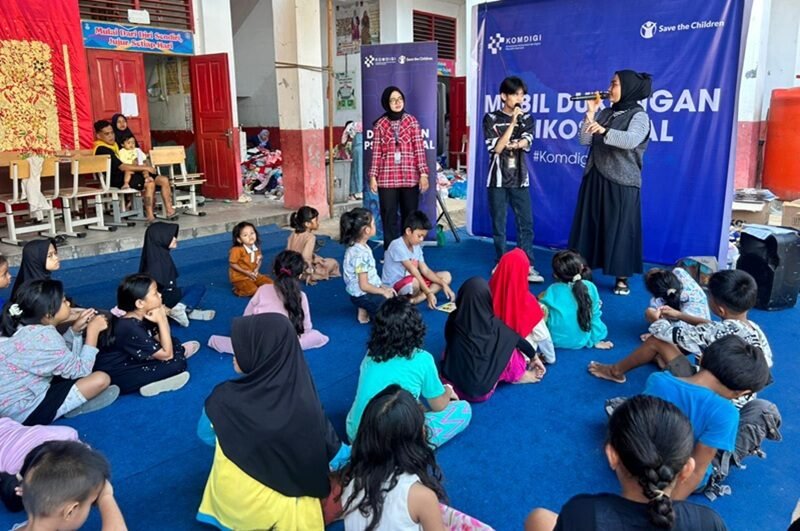 Dukungan Psikososial Anak di Pos Pengungsian Sumbar