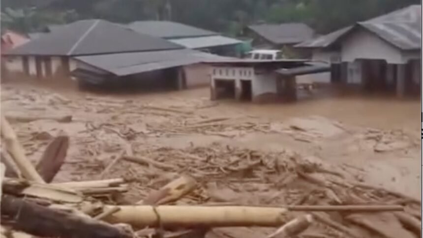 Banjir Sumatera Ganggu Pasokan, Inflasi Naik dan IHSG Tertekan