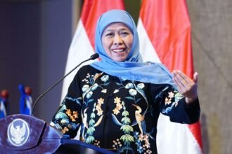 Gubernur Khofifah Umumkan Pendapatan Jawa Timur Lampaui Target Tembus Rp28,55 Triliun (Dok. Humas jatim)