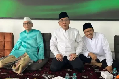 Sowan ke Rais Aam, Gus Yahya Pastikan Struktur PBNU Kembali ke Formasi Semula
