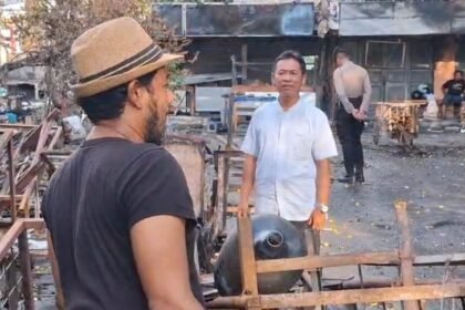 Polda Metro Jaya Beri Bantuan ke Pedagang di Kalibata Usai Aksi Pembakaran