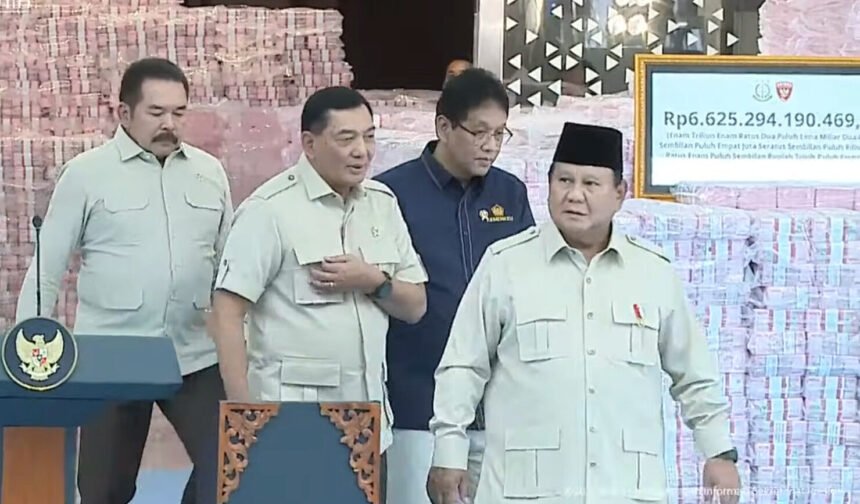 Presiden Prabowo Saksikan “Tembok Uang” Rp6,62 Triliun Penuhi Lobi Kejagung