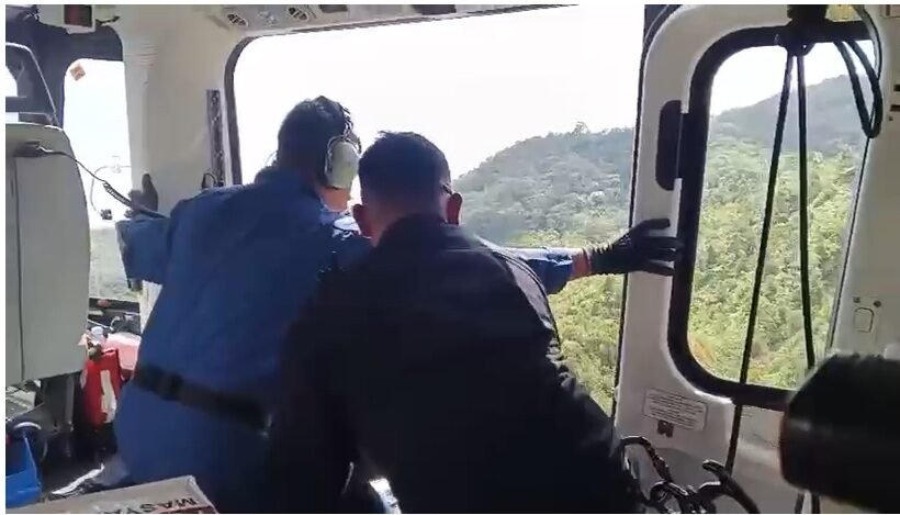 Helikopter Panther TNI AL Turunkan 400 Kg Bantuan Pokok ke Desa Terpencil di Tapanuli Tengah