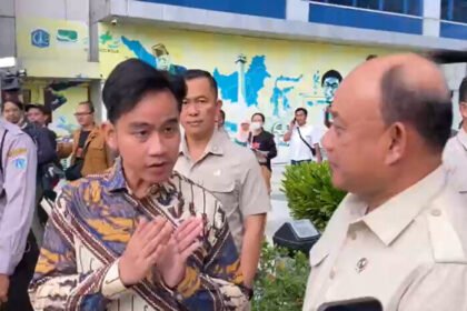 Wapres Gibran menjenguk korban tabrakan mobil MBG di RSUD Koja Jakarta Utara.