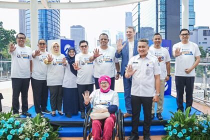 Transjakarta Kuatkan Layanan Inklusif Lewat Program Pemberdayaan UMKM Disabilitas di Halte Tosari