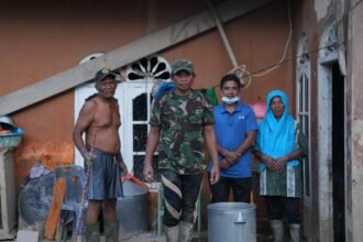 Evakuasi Dramatis Warga Aceh Tamiang, Ditarik Pakai Tali Lewat Jendela Ketika Diterjang Banjir