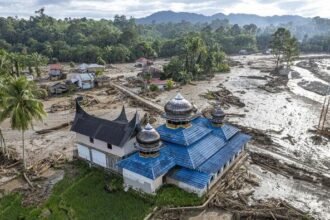 Aceh Darurat Bencana : 173 Tewas, Ratusan Hilang, Krisis BBM dan Sembako Melumpuhkan Warga